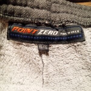 Vintage POINT ZERO BRAND GREY MEN  SHORTS